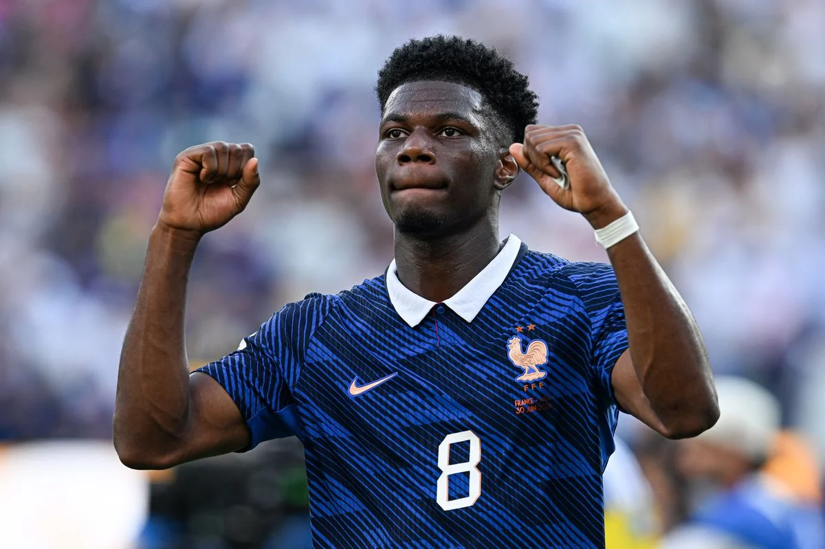 Aurelien Tchouameni #8 of France celebrates win the fans after the FIFA World Cup 2026 Round Of 32 match between France and Sweden at New York New Jersey Stadium
