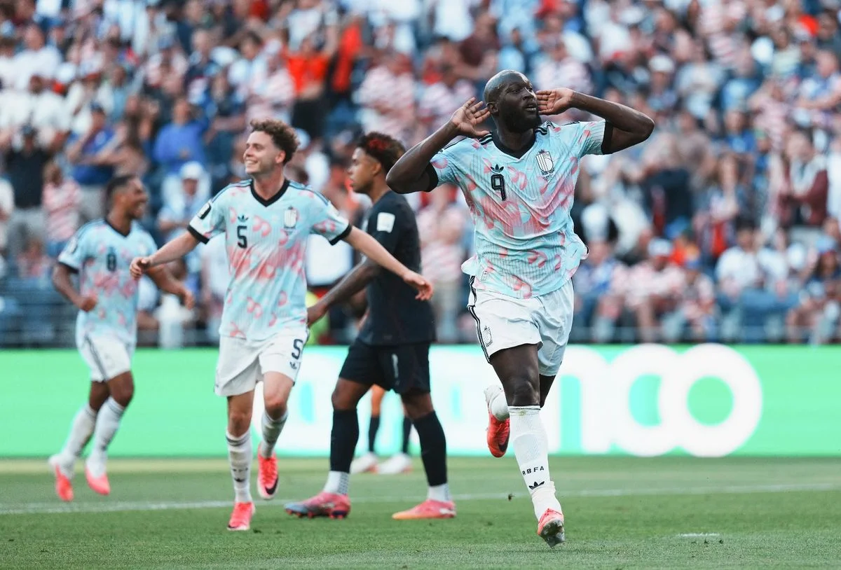 Lukaku celebrates